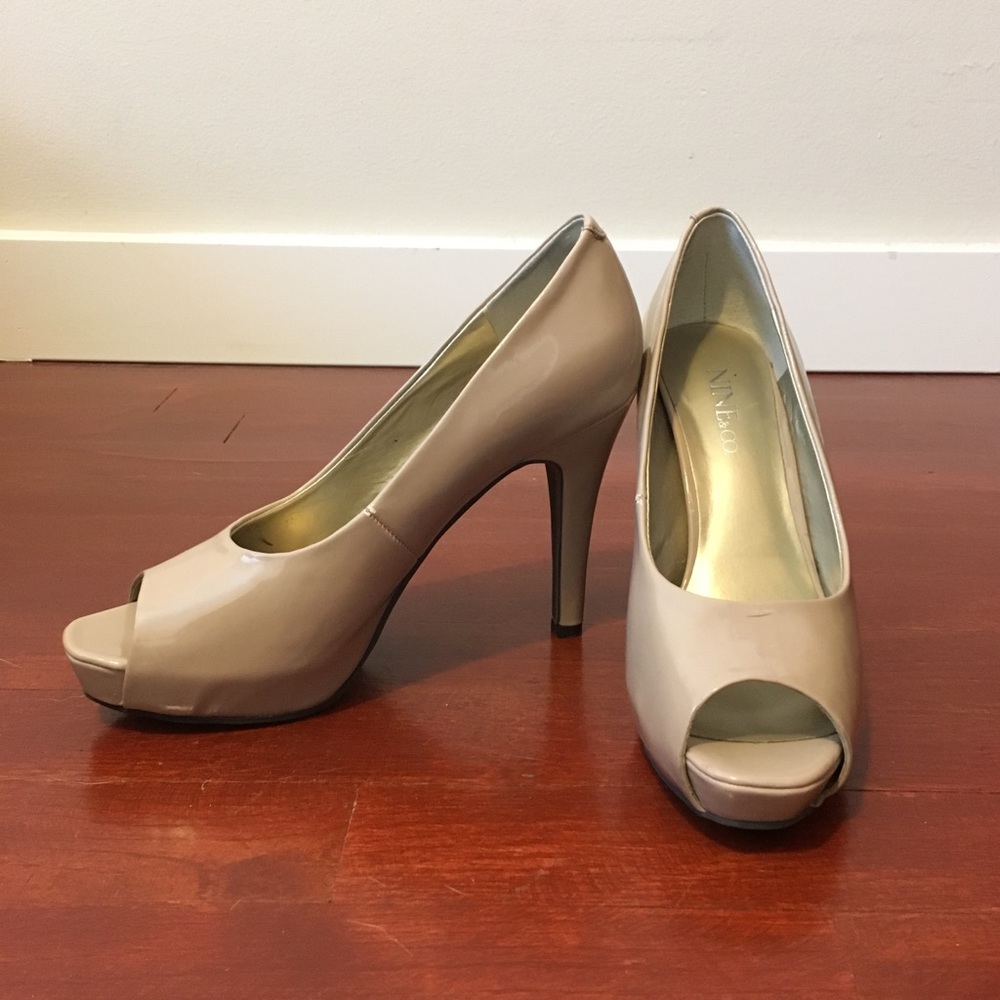 Nine & Co Taupe (Nude) Peep toe Pumps